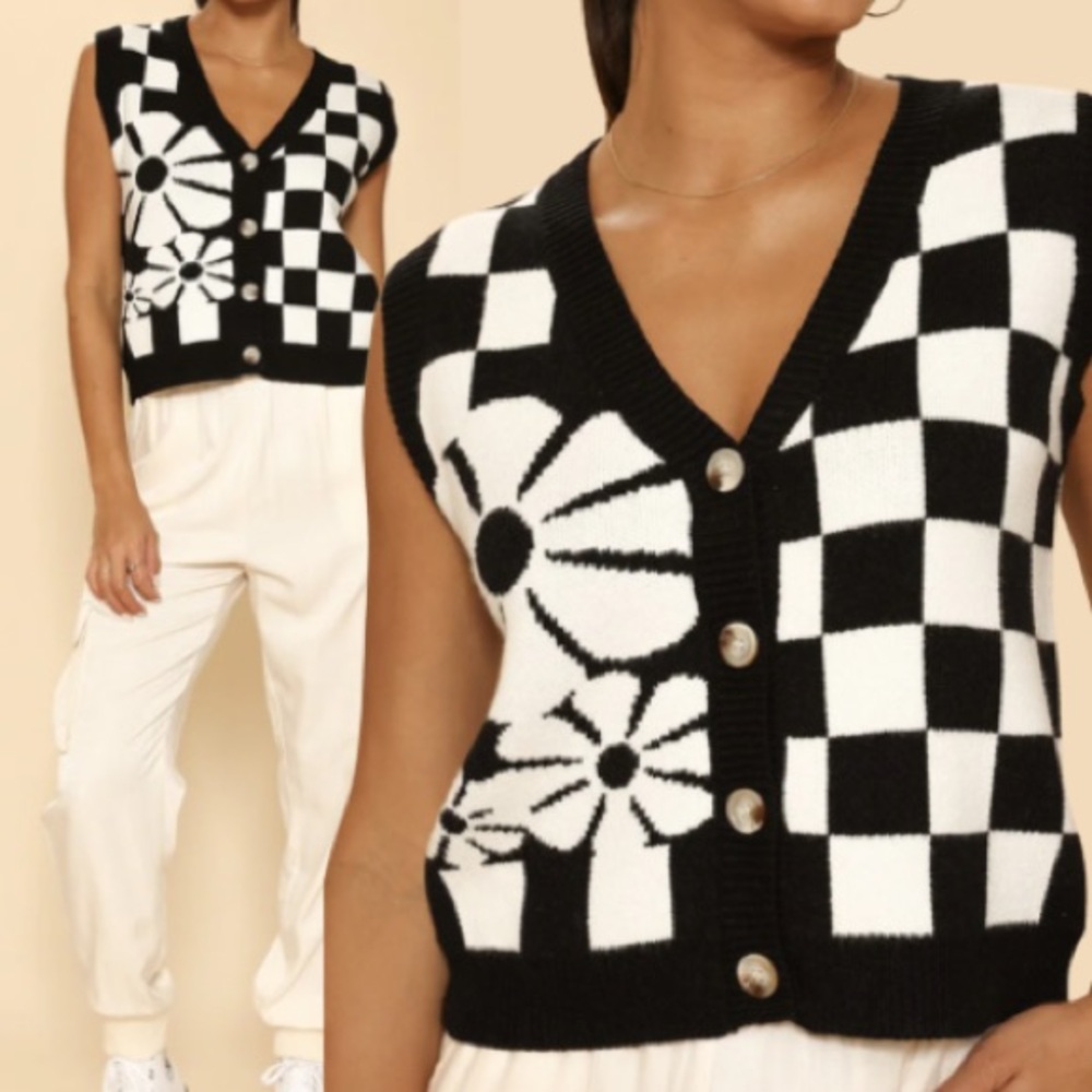 New Stylish Plaid Checkered and Flowered Knit Button Front V Neck Vest Sweater